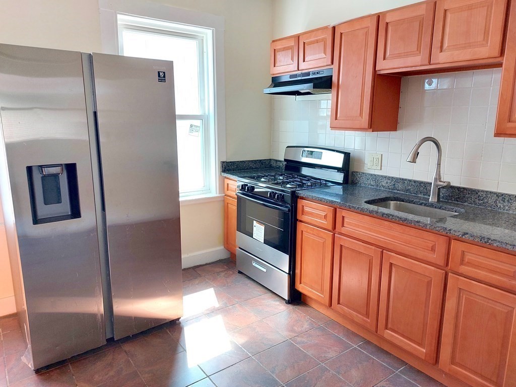 51 Bowdoin St, Dorchester