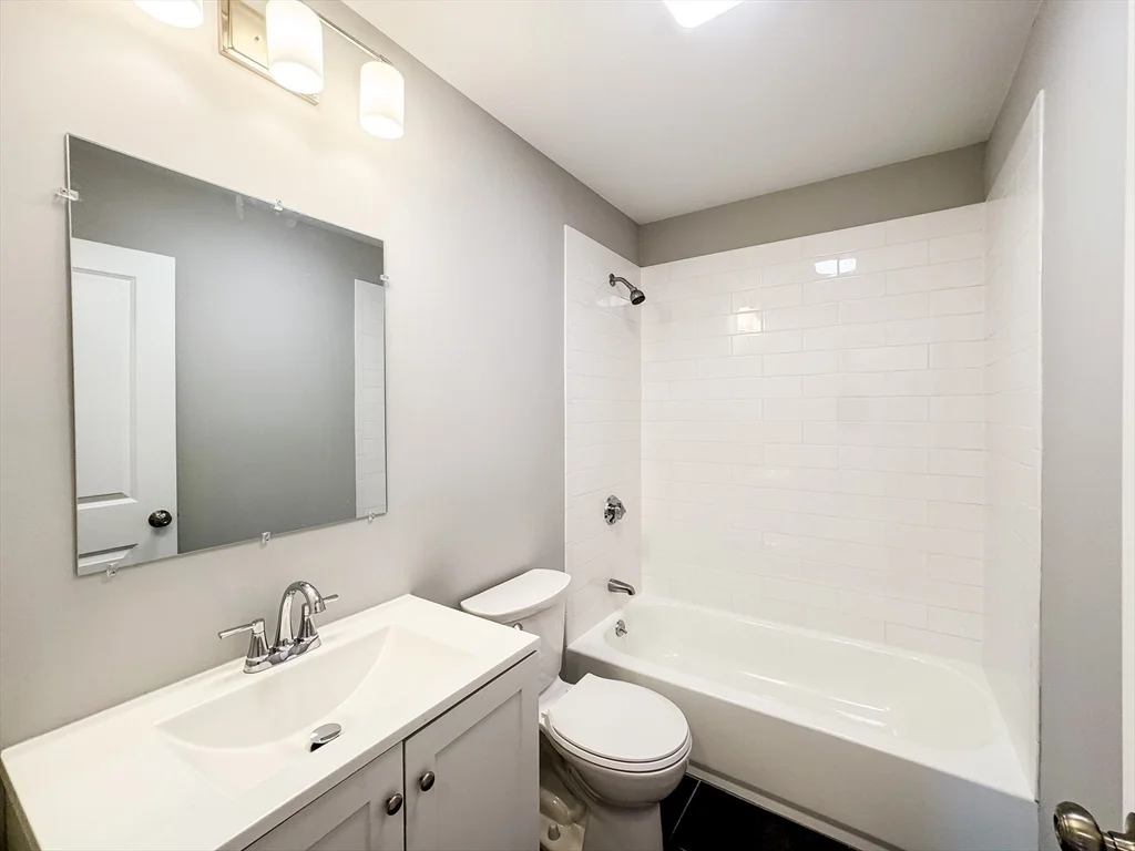 58 Chestnut St, Chelsea