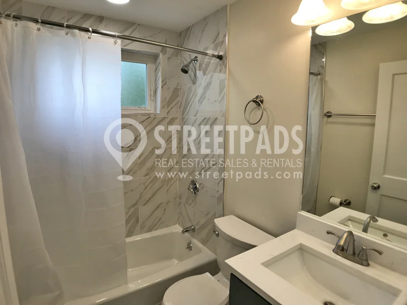 327 Highland Ave, Powder House Square