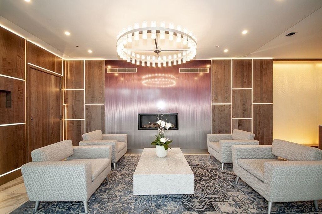 8-10 Museum Way, East Cambridge