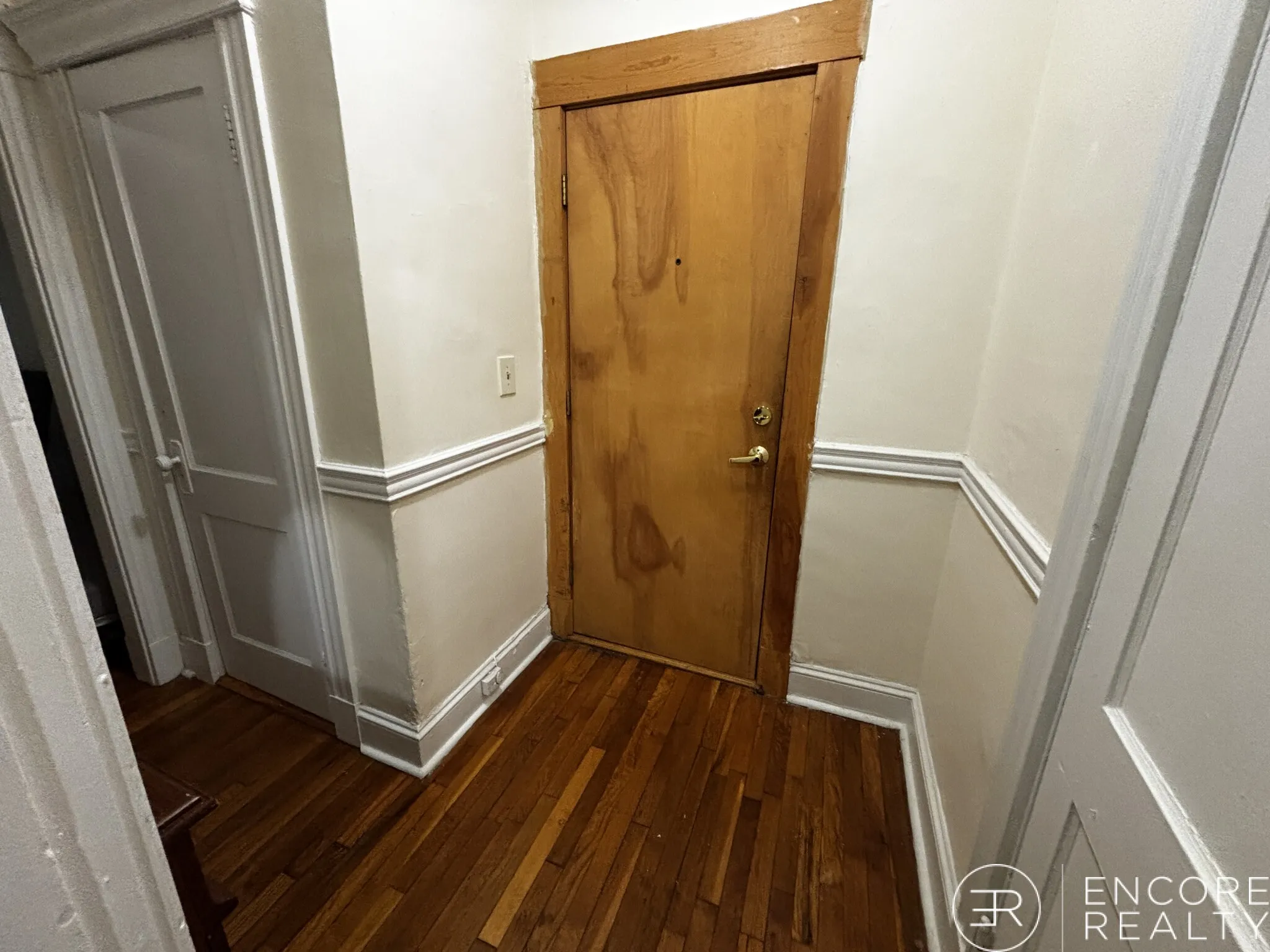 364 Riverway, Mission Hill