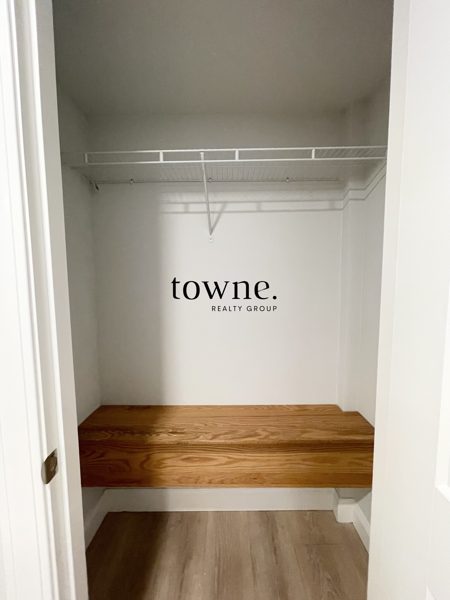 98 Queensberry St, Fenway