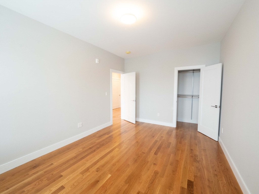 142 Coolidge St, Coolidge Corner