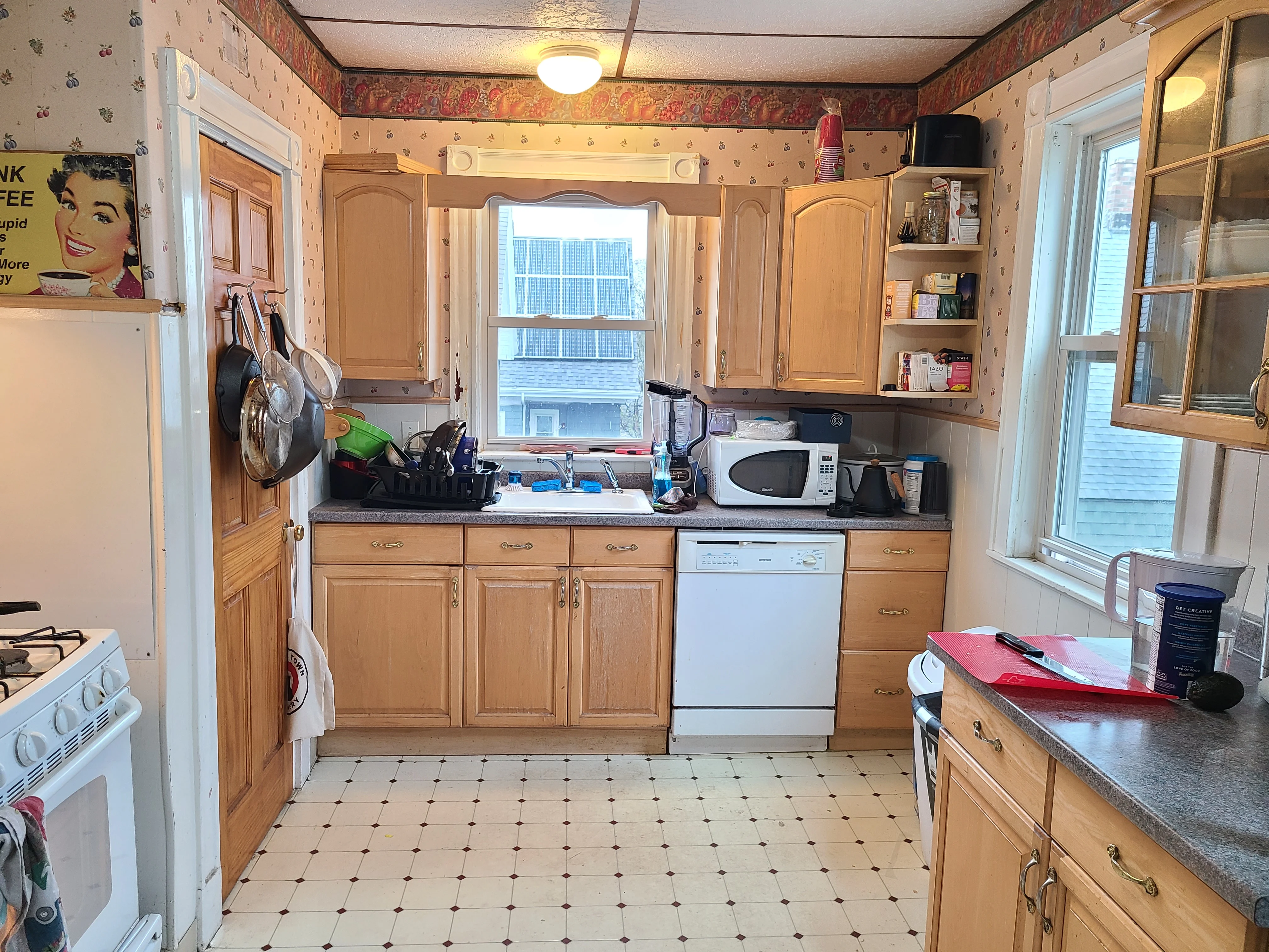 95 Belmont St, Powder House Square