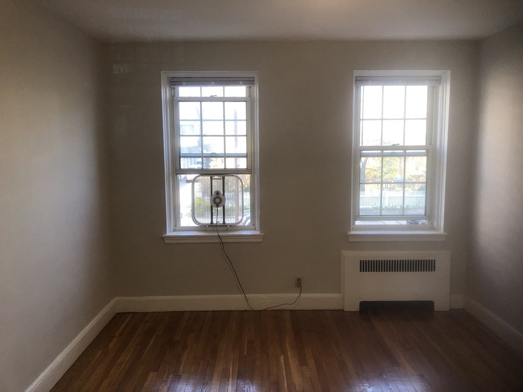 24 Concord Ave, Harvard Square