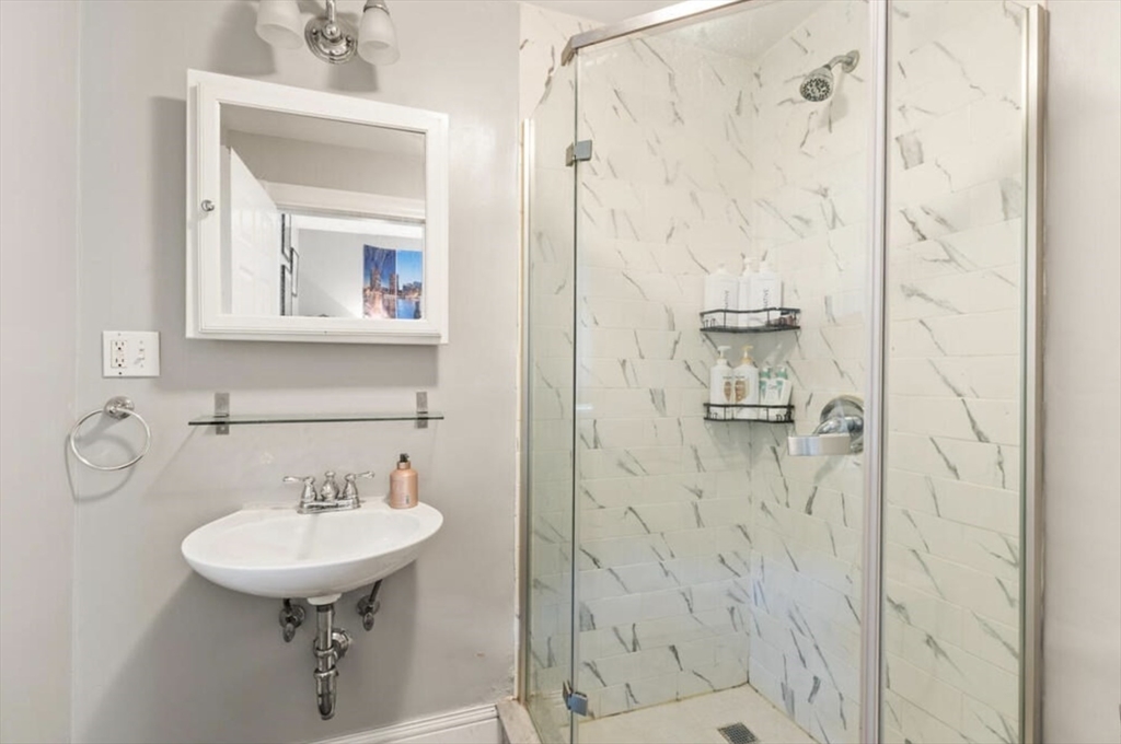 8 Taft St, Dorchester