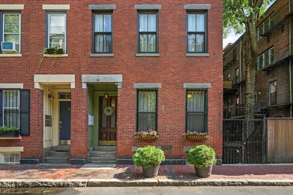 50 Lawrence St, South End