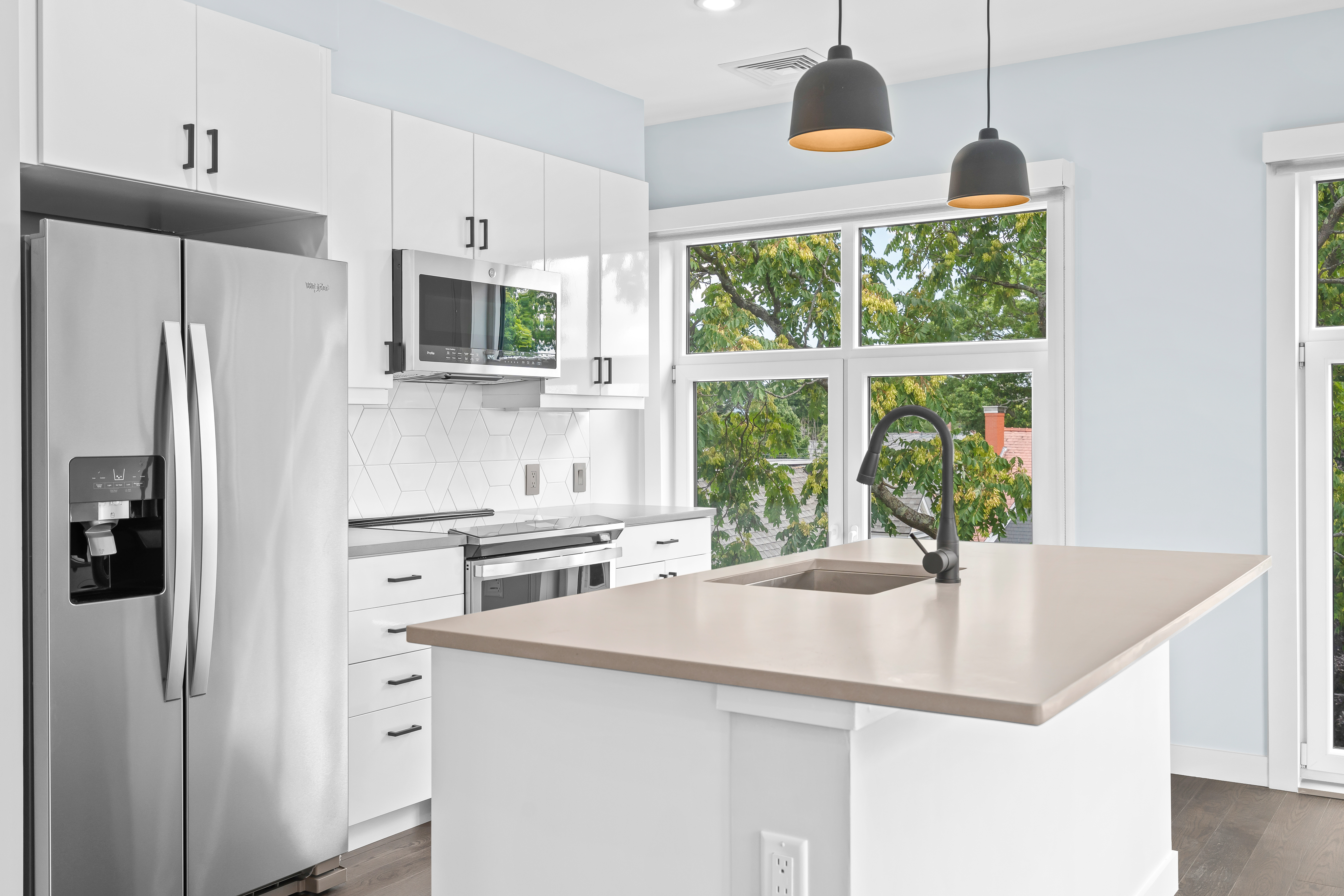 54 Auburn St, Coolidge Corner