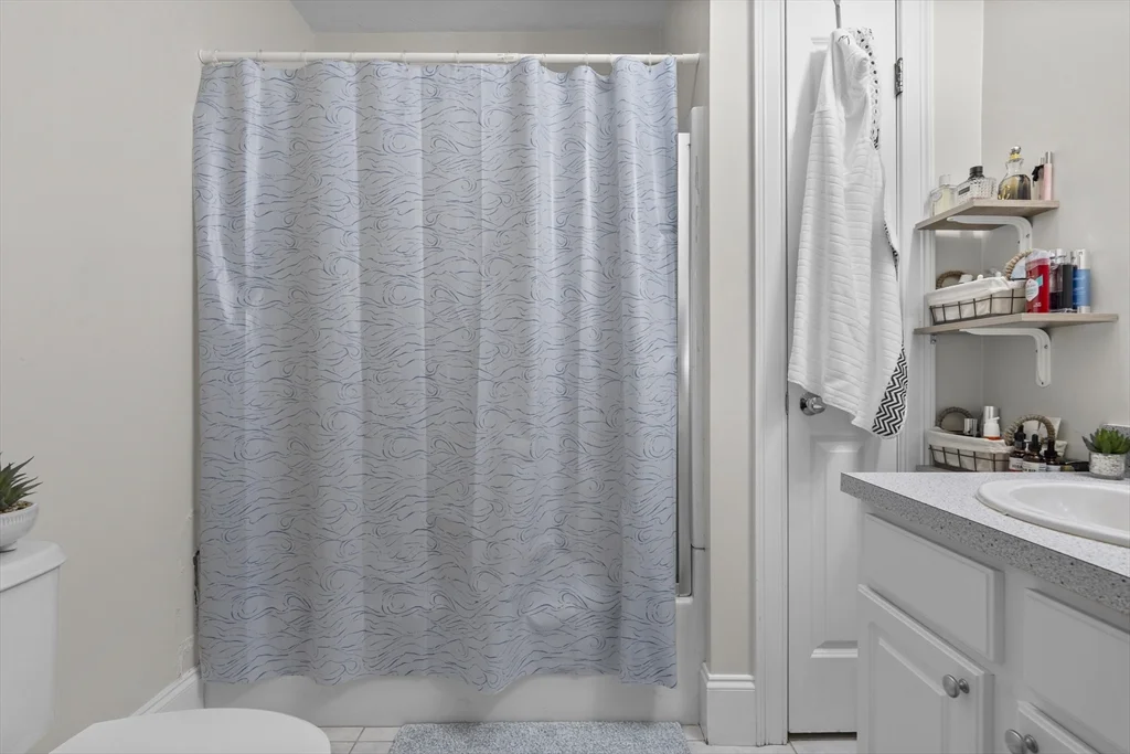 320 W Broadway, South Boston