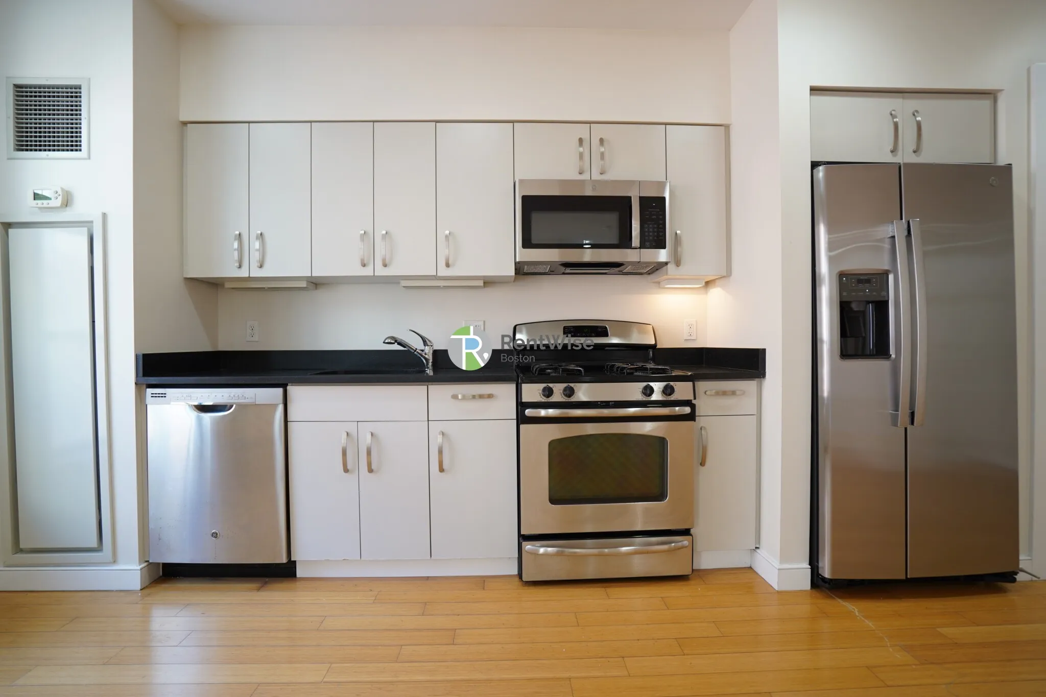 601 Albany St, South End