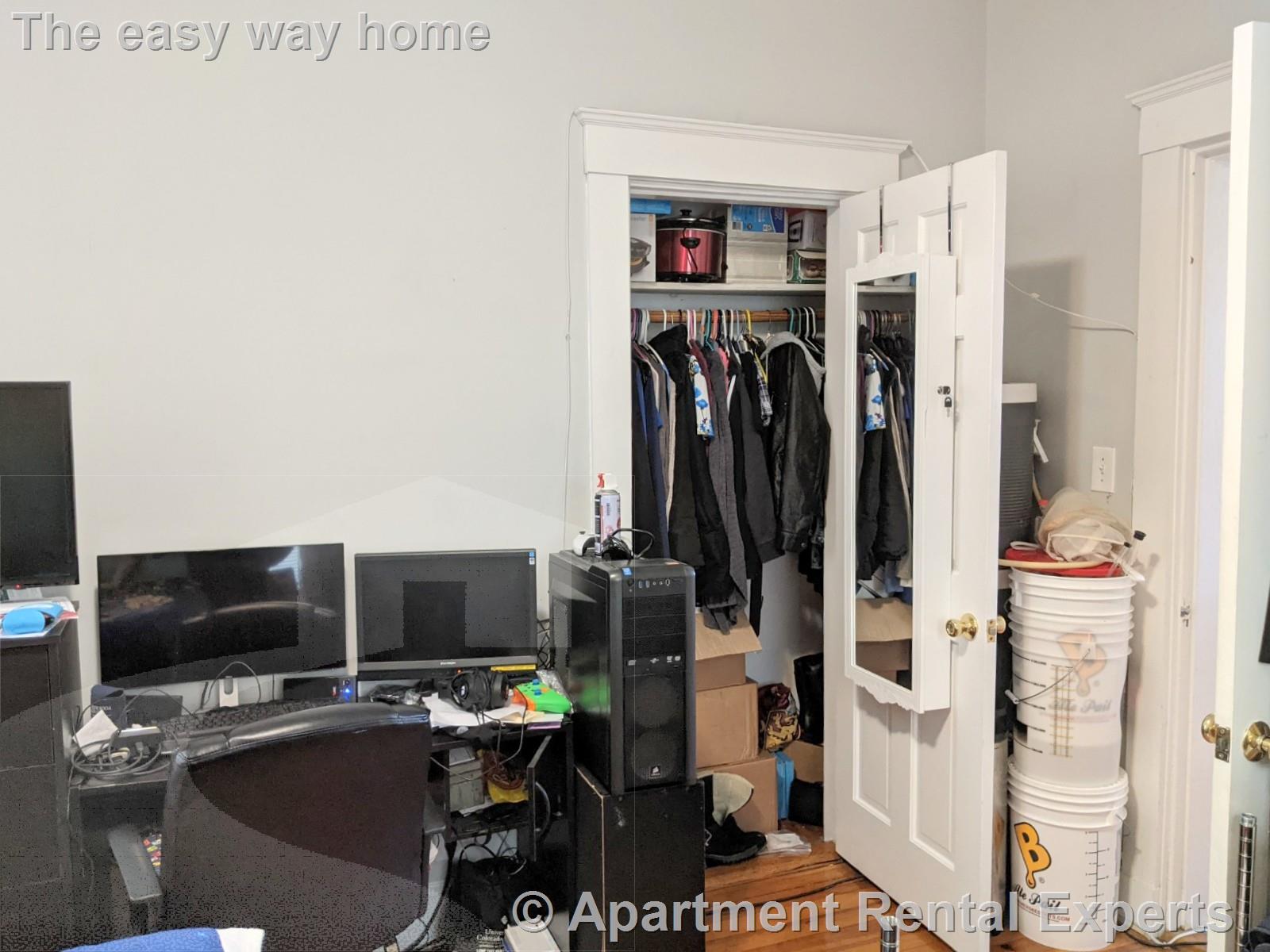 41-43 Belknap St, Teele Square