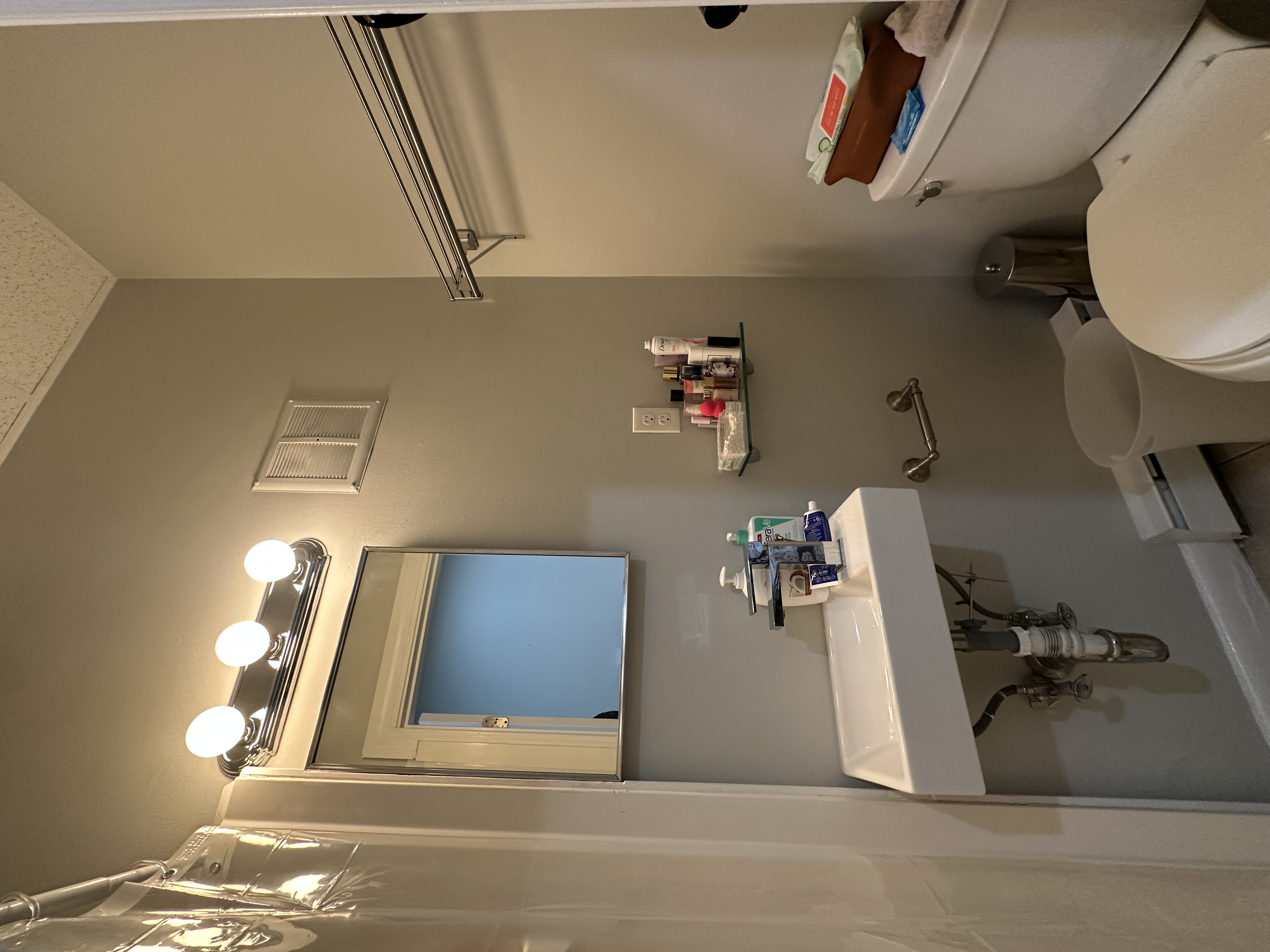 302 Newbury St, Back Bay