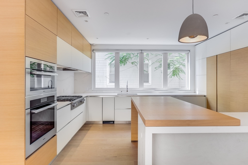 287 Tappan St, Beaconsfield