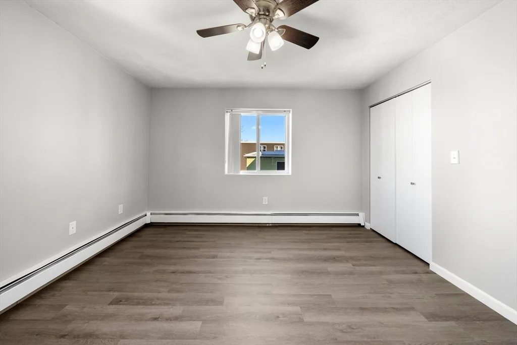 22 Irving St, Glendale