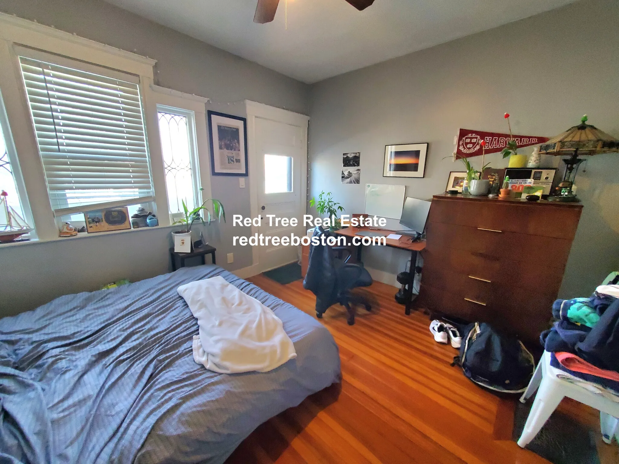 121 Lowell St, Powder House Square