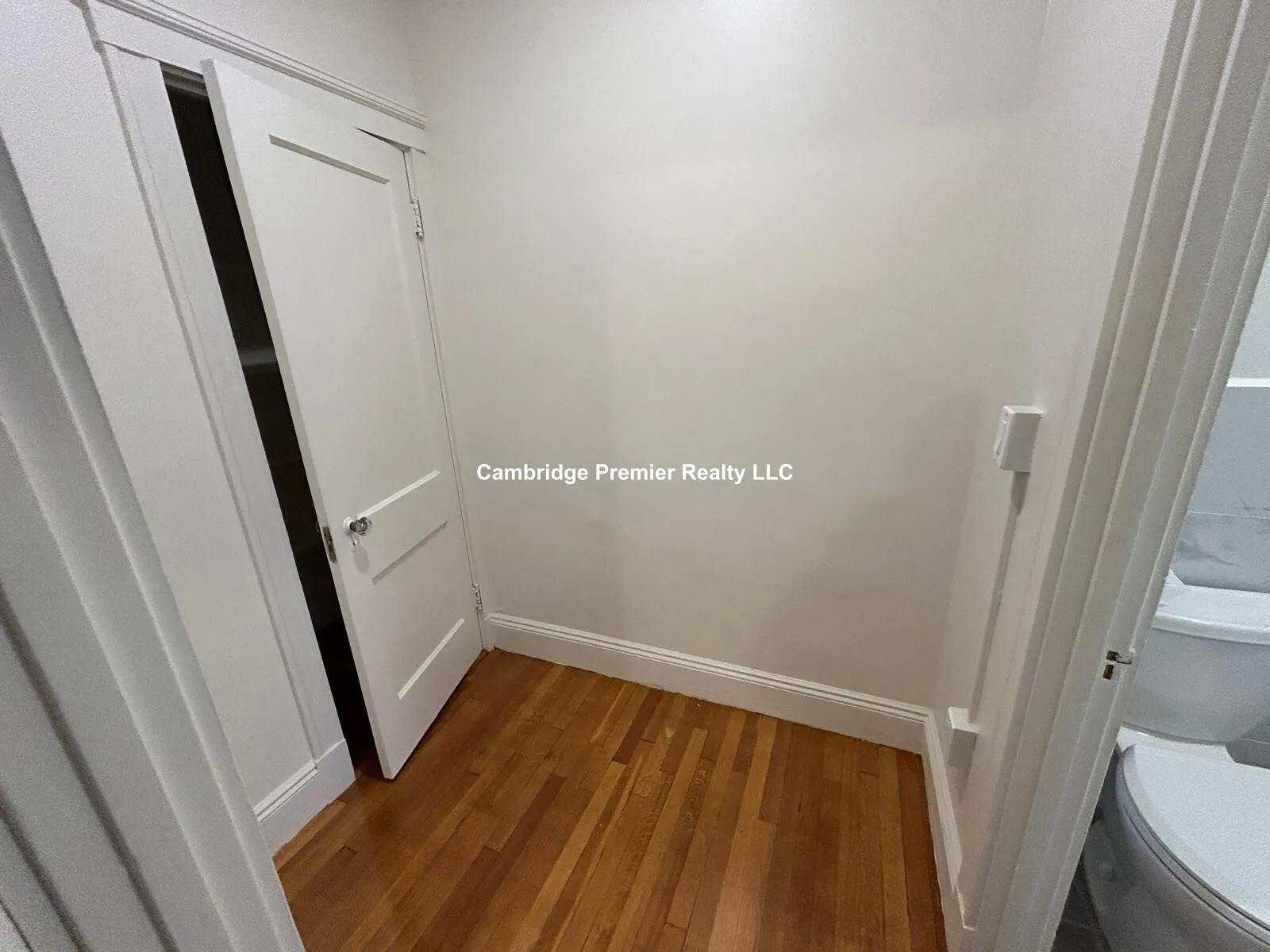 19 Garden St, Neighborhood Nine