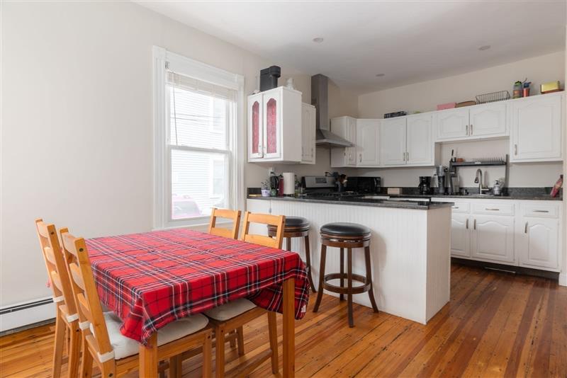 368 Washington St, The Port