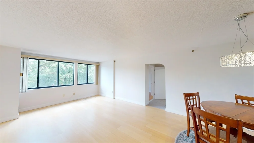 1731 Beacon St, Brookline