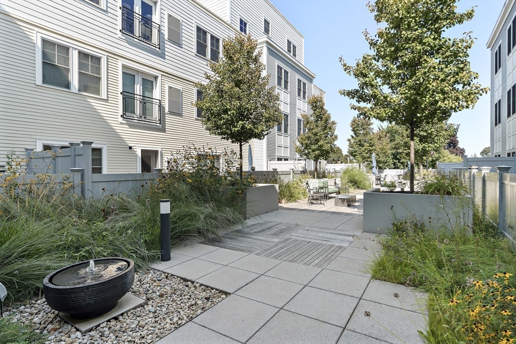 175 North Ave, Wakefield