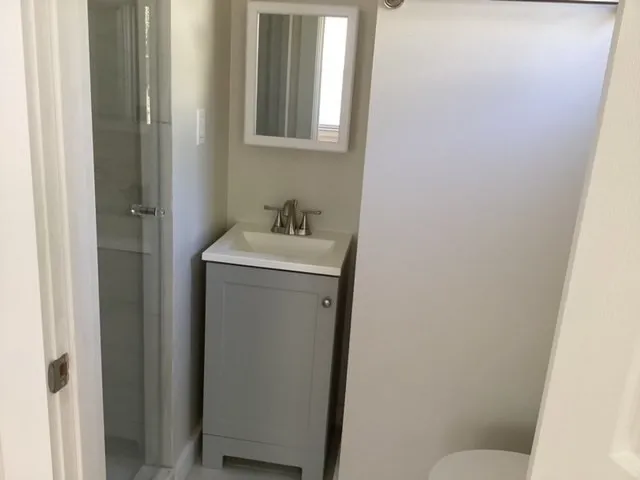 37 Brook St, Central Village