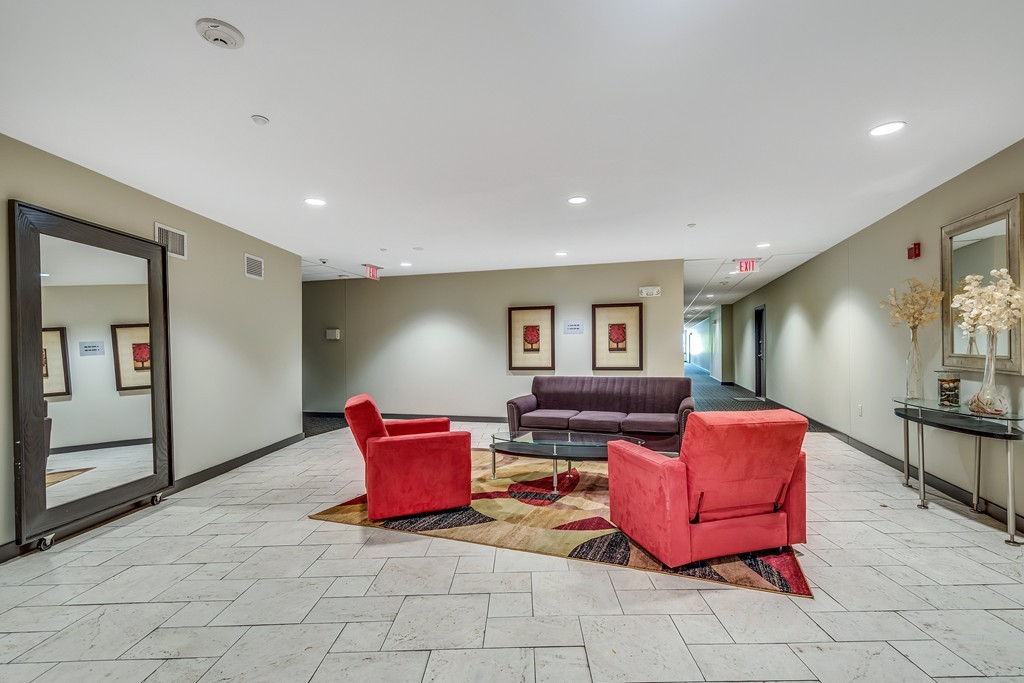 99 Chestnut Hill Ave, Brighton