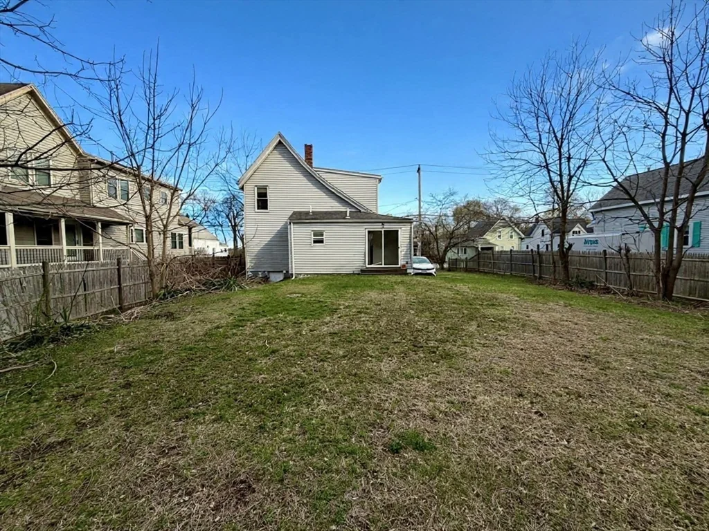 98 W Spring St, Avon
