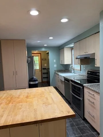 30 Groton Rd, Shirley