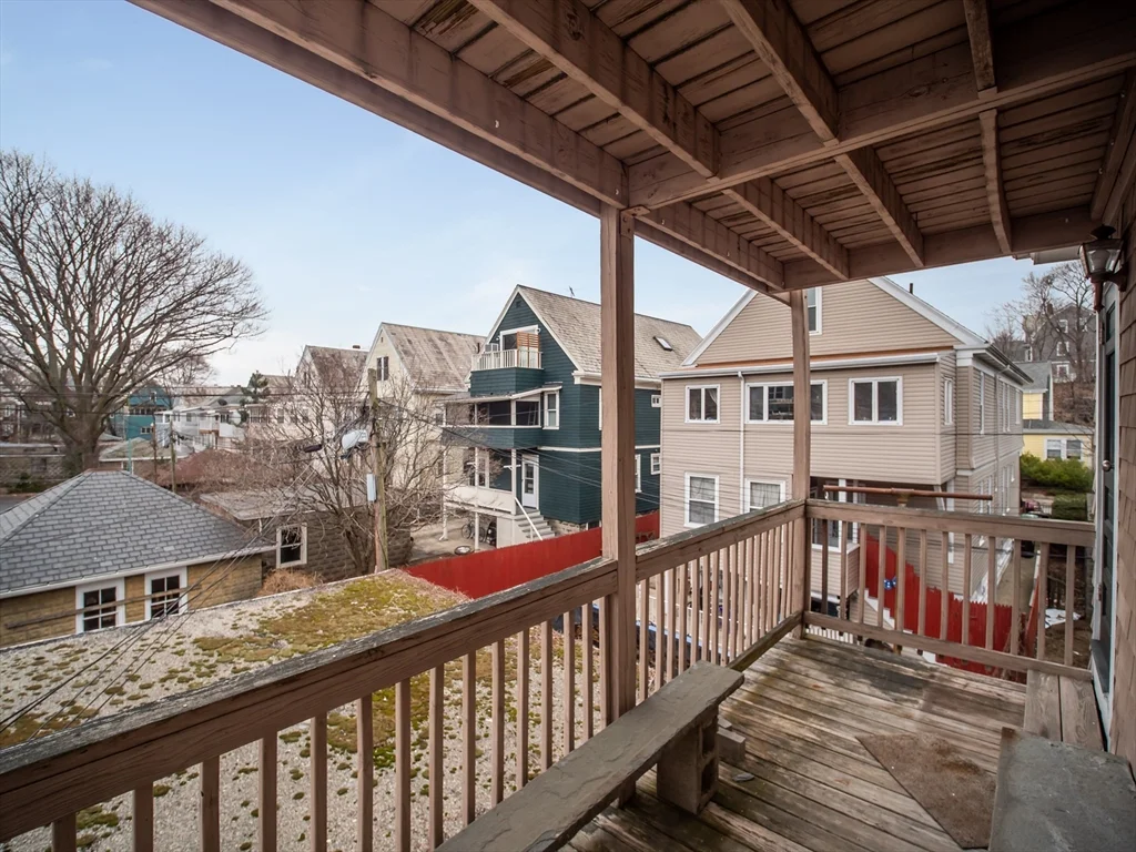 60 Powder House Blvd, Tufts