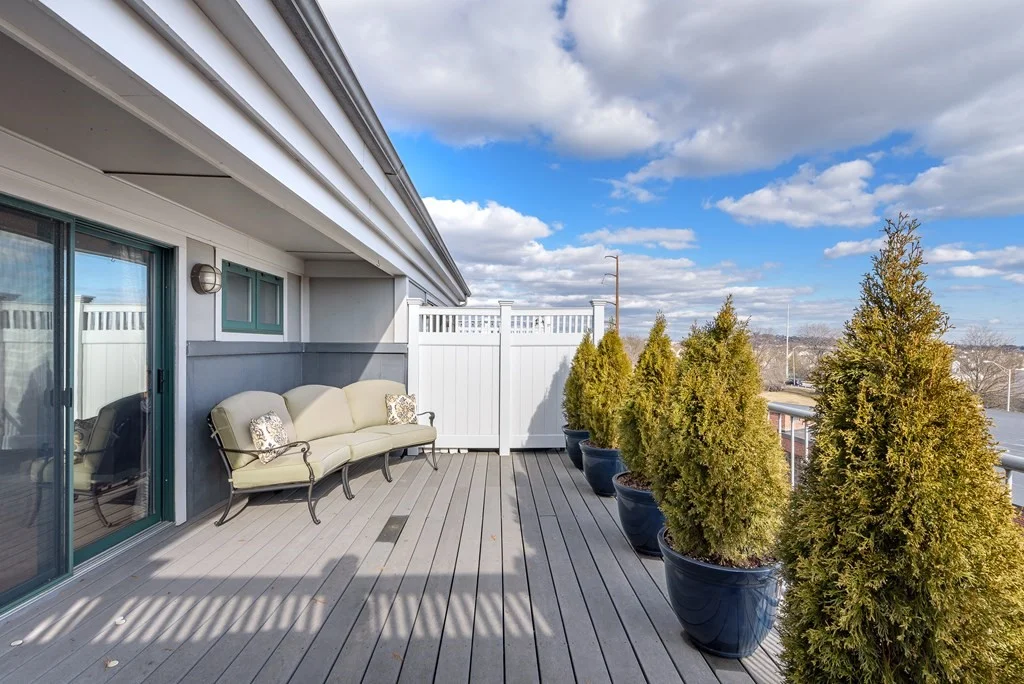 210 Broadway, Everett