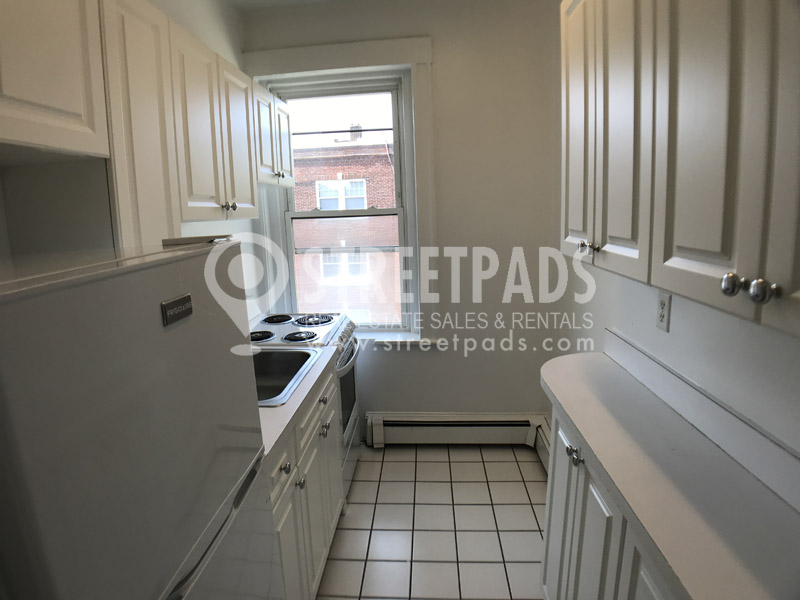 1539 Beacon St, Griggs Park