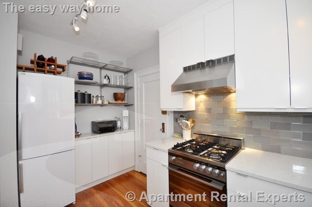 77 Martin St, Porter Square