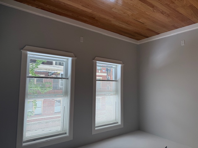 4 Carol Ave, Allston