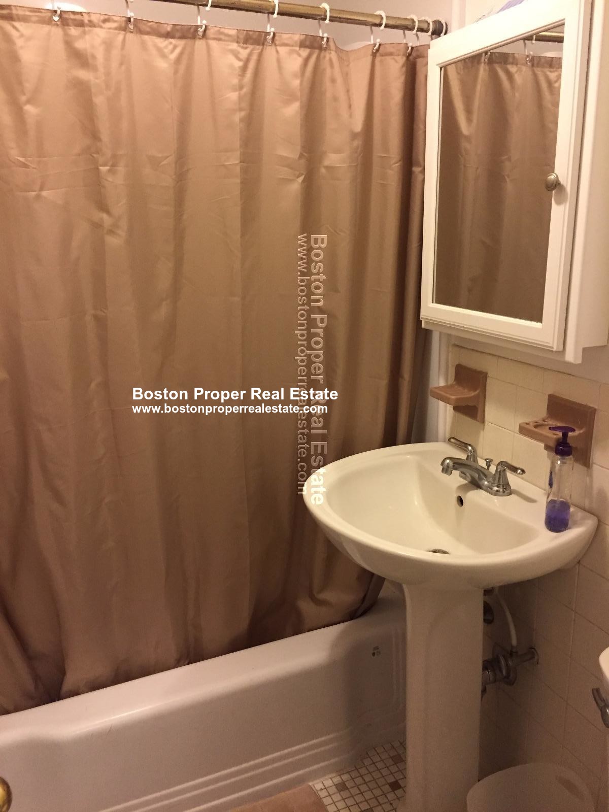 379 Marlborough St, Back Bay