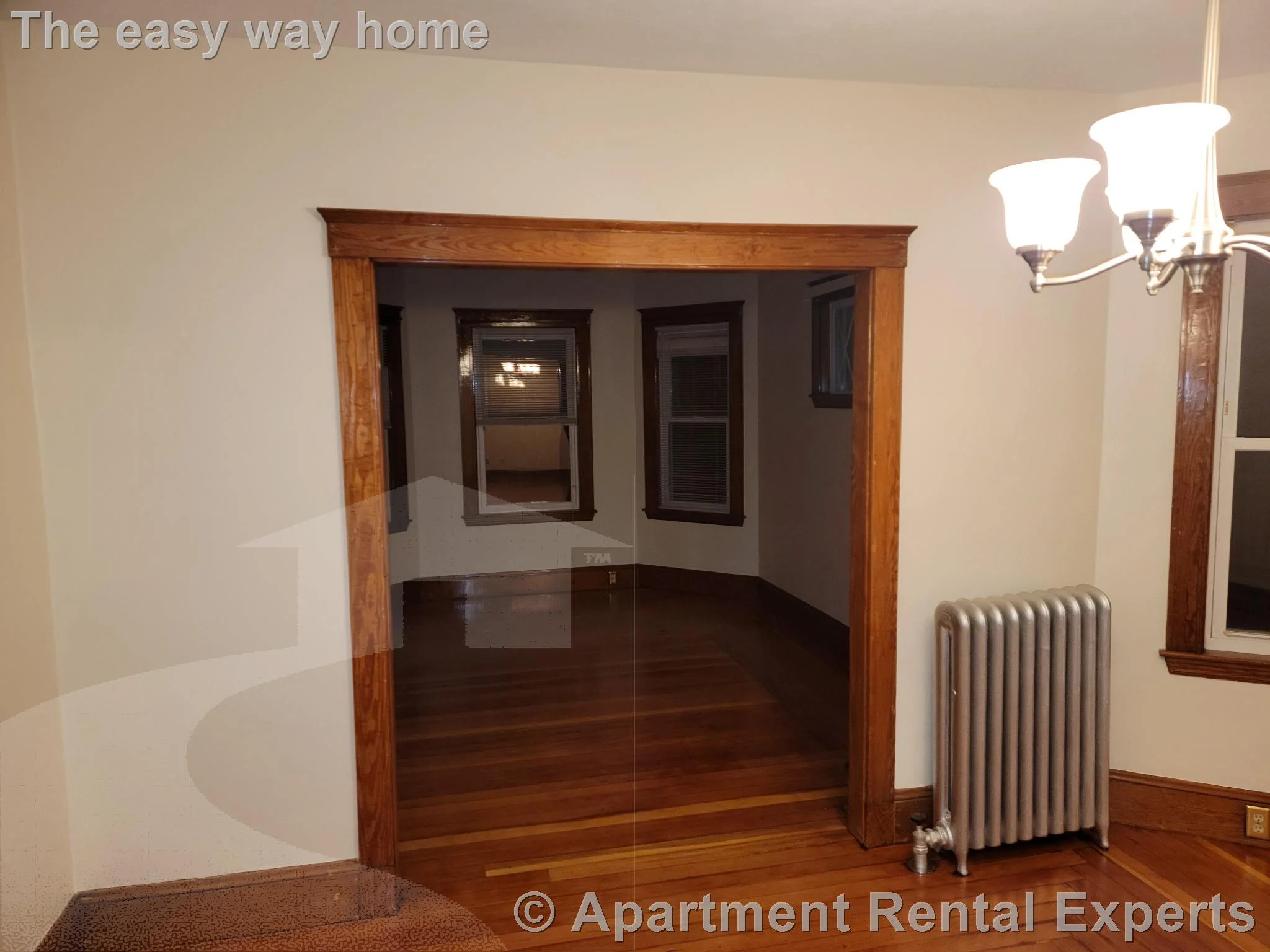 40 Kenmere Rd, Medford Square