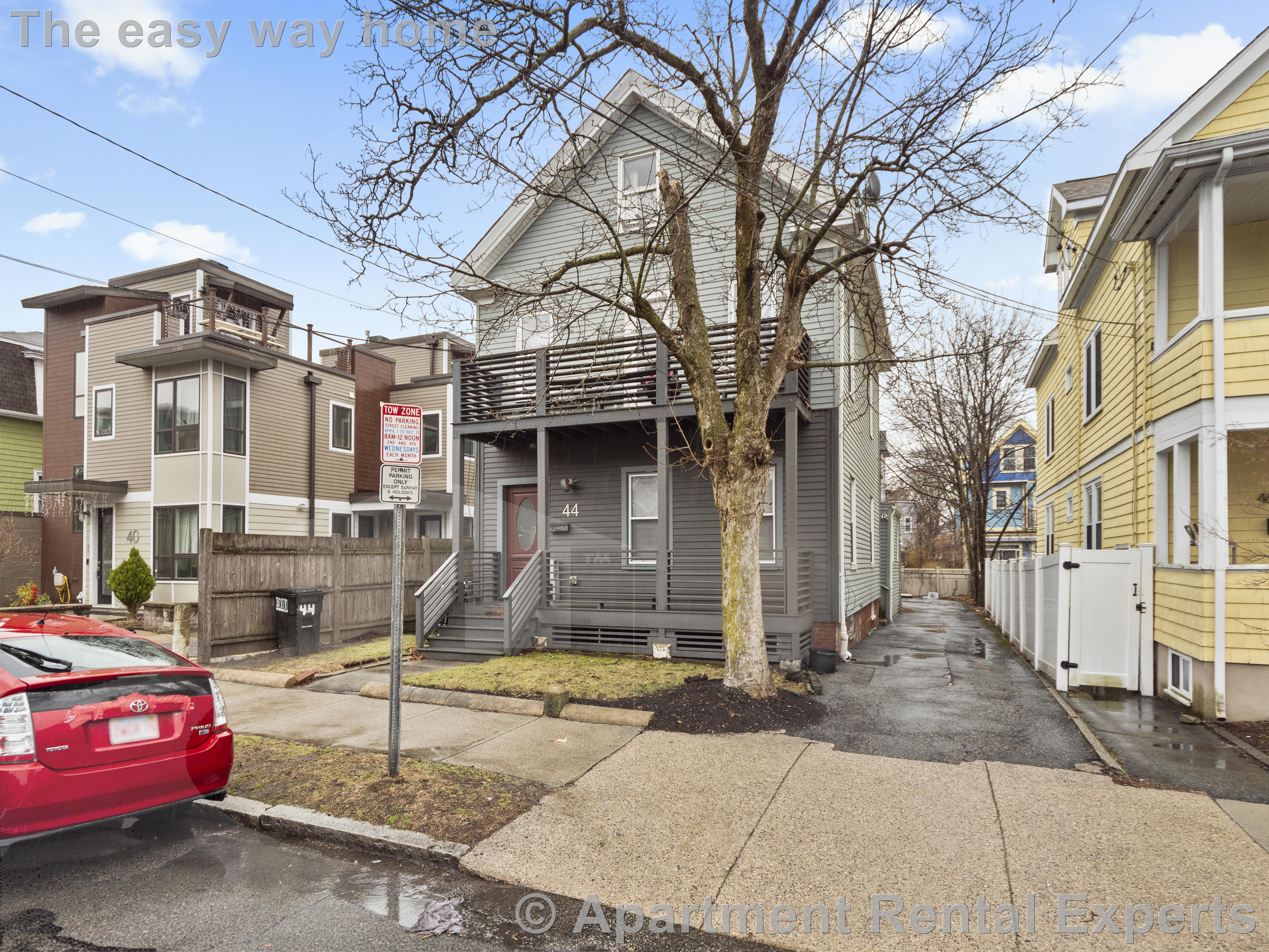 44 Cameron Ave, Davis Square