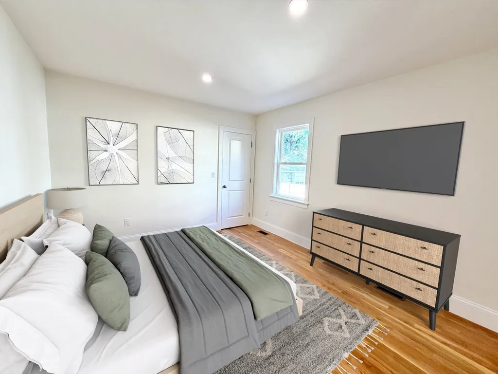 28 Pitcher Ave, West Medford