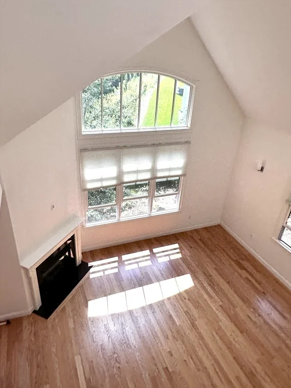 92 Johnson Woods Dr, Reading