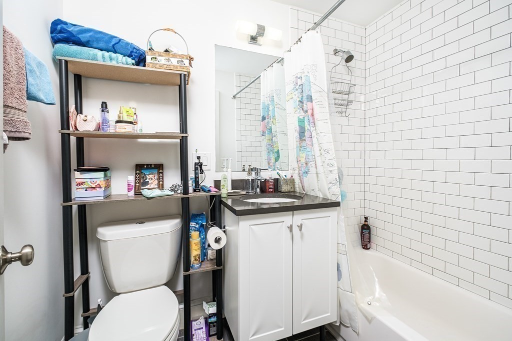 112 Glen St, East Somerville