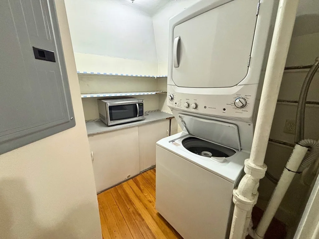 23 Park Rd, Belmont