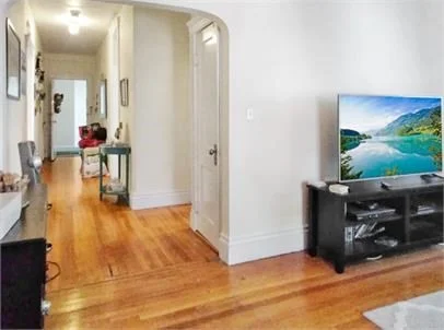 7 Naples, Coolidge Corner