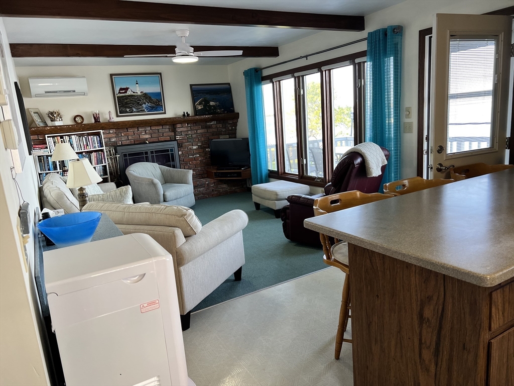 162 R Pettey Ln, South Westport