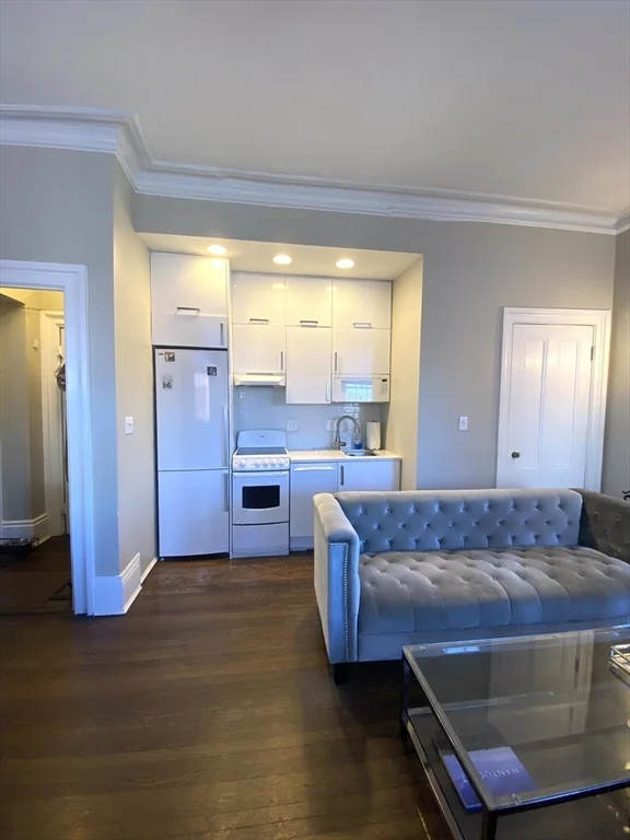 2 Otis Pl, Beacon Hill
