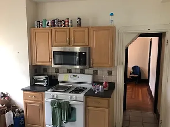 139 College Ave, Tufts