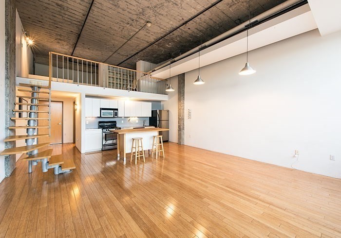 156 Porter St, East Boston