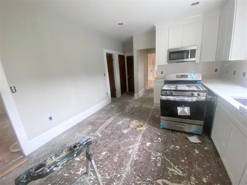 2 Drummond Pl, North Cambridge