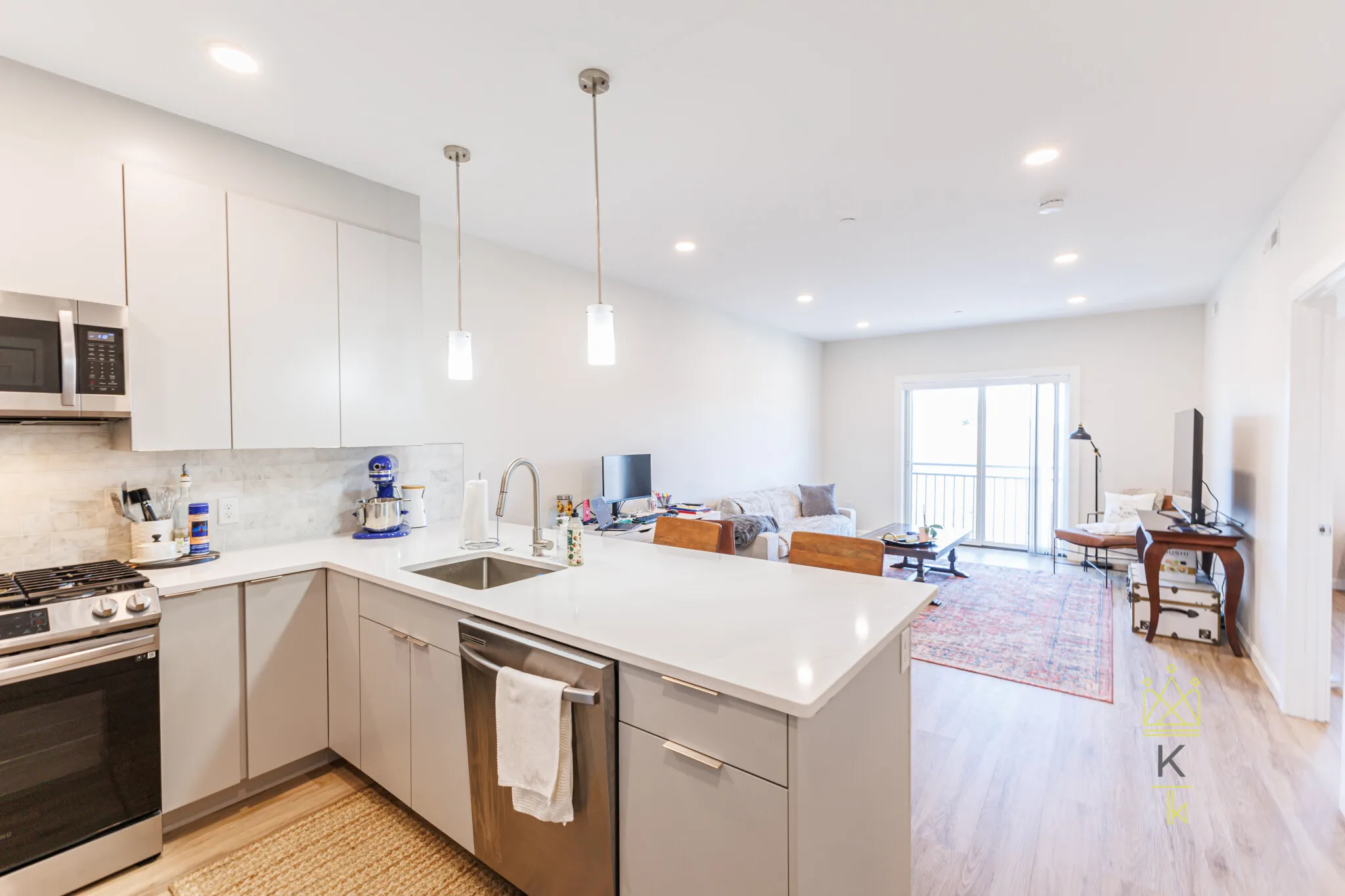 458 Washington St, Brighton