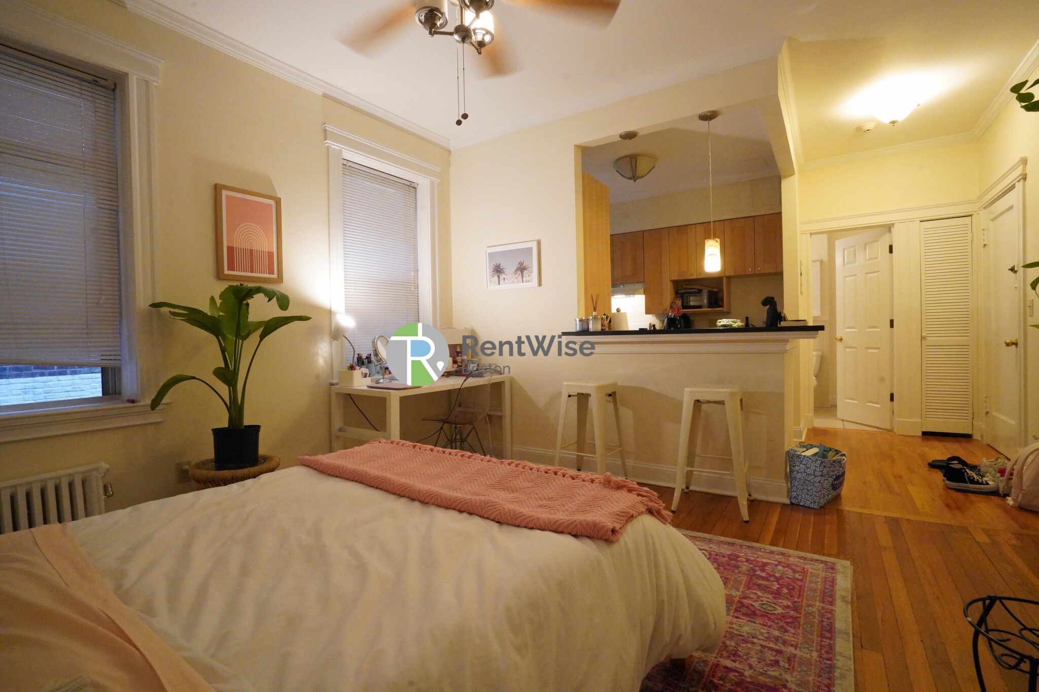 25 Queensberry St, Fenway