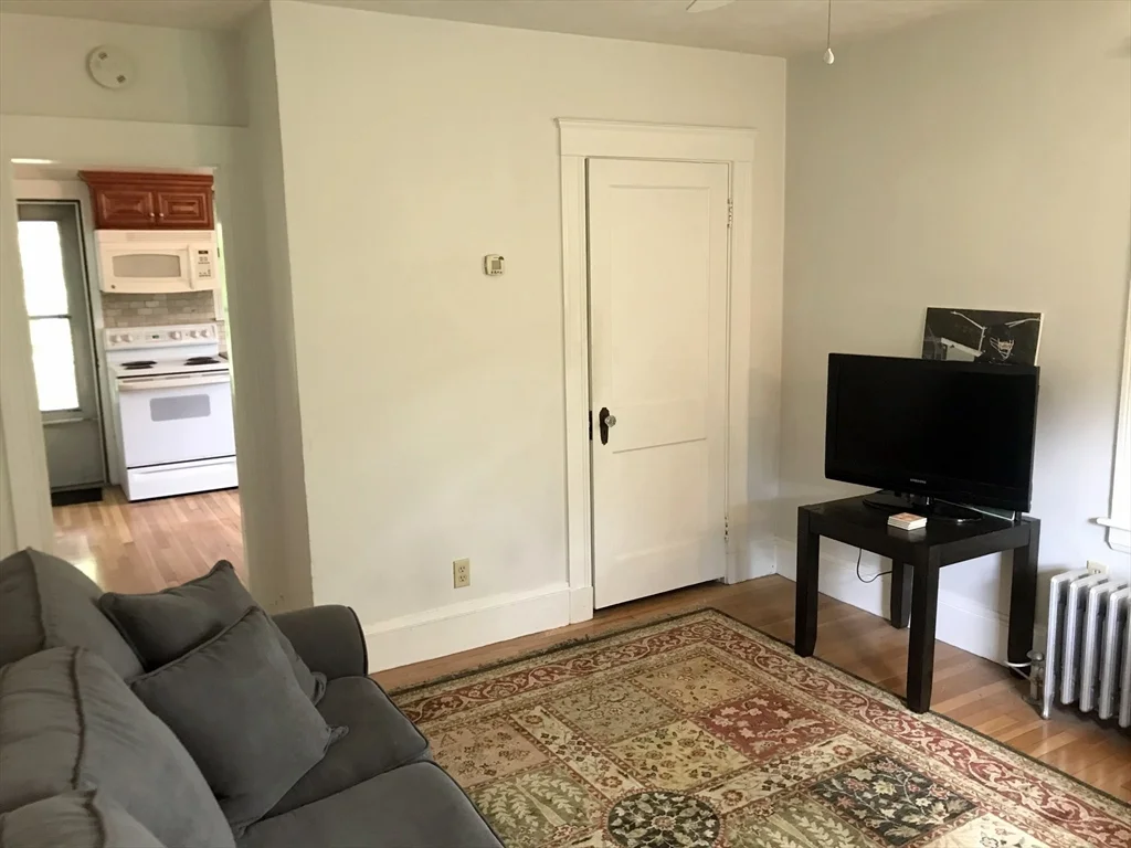 393 West St, Walpole