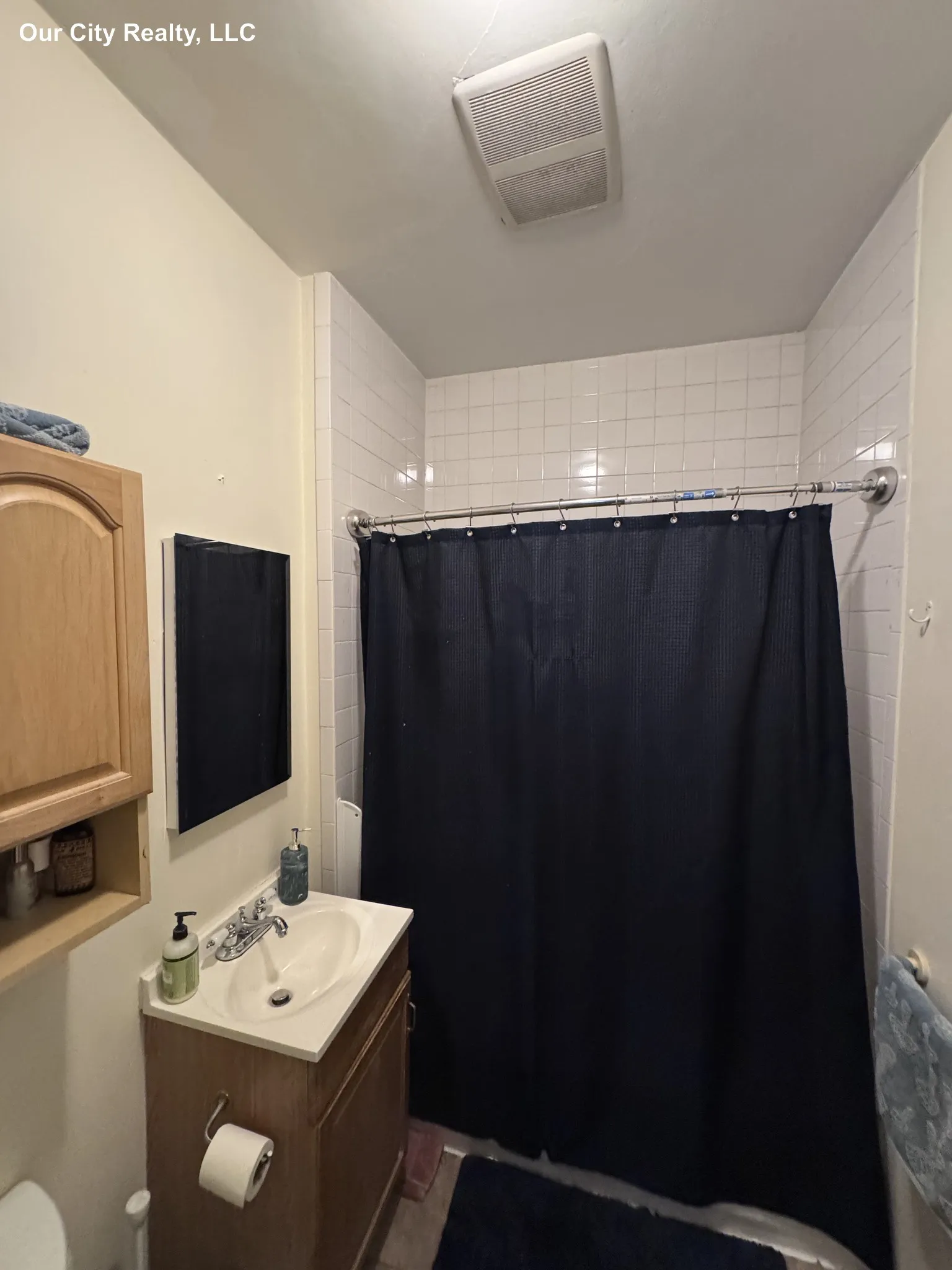 28 Belknap St, West Somerville