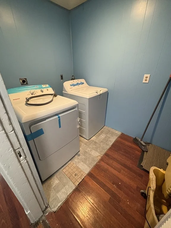 210 Lexington, Eagle Hill